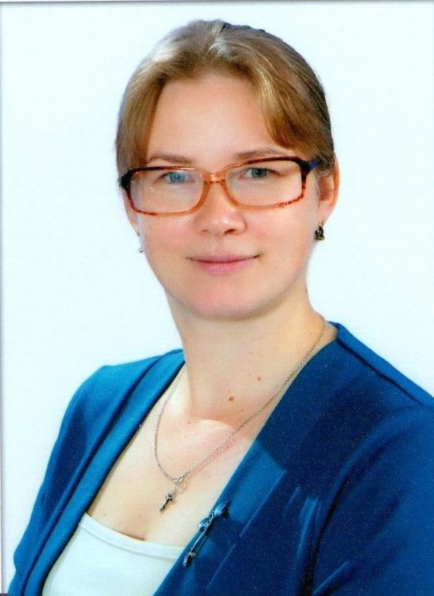 Попова Светлана Михайловна.